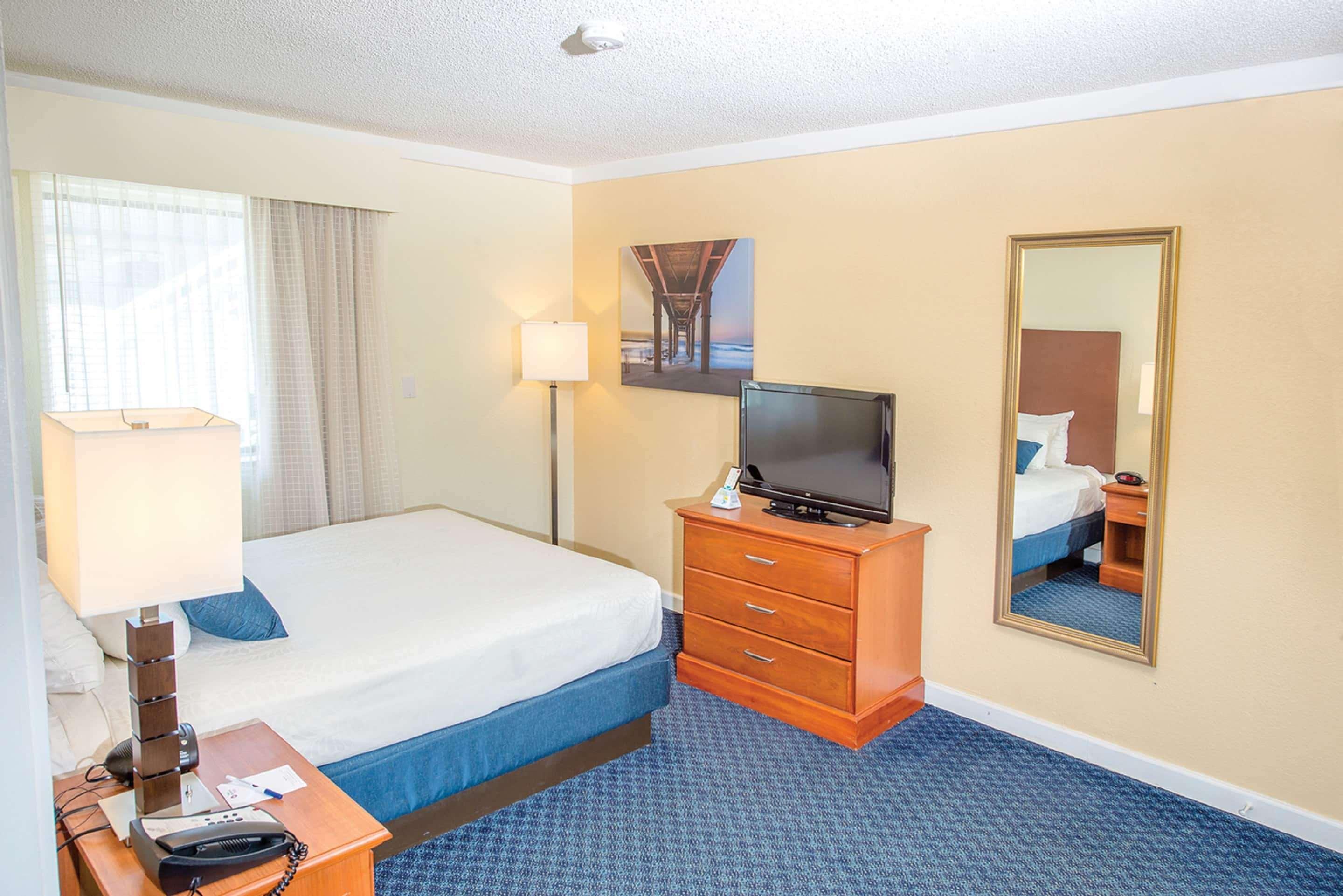 Ramada By Wyndham Virginia Beach Dış mekan fotoğraf